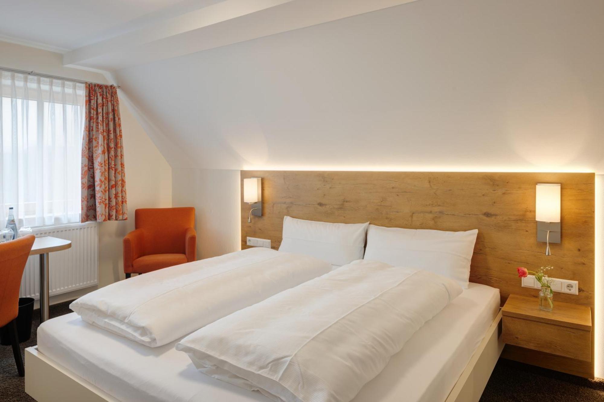 Landhotel Steigenhaus Untermunkheim Extérieur photo