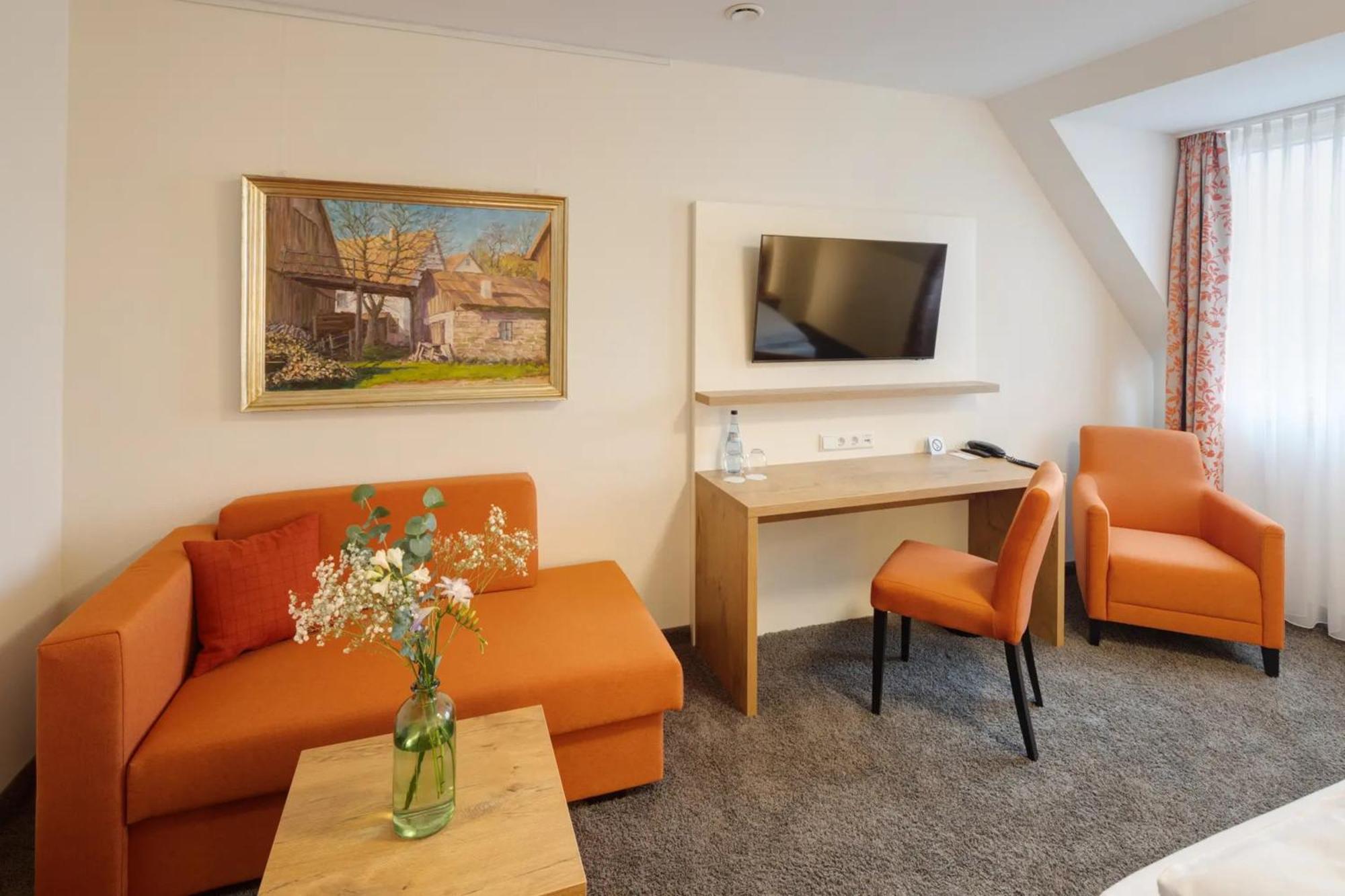 Landhotel Steigenhaus Untermunkheim Extérieur photo